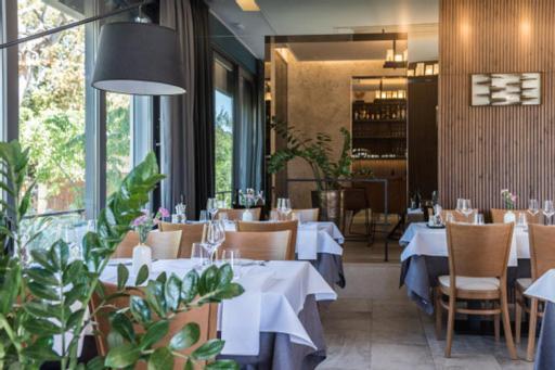 Rooms & Restaurant Matanovi Dvori Сукошан Экстерьер фото