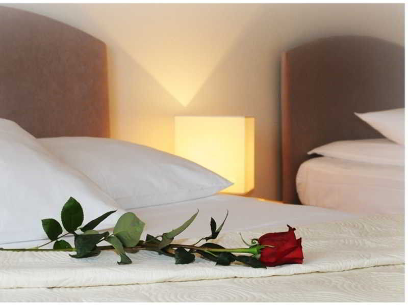 Rooms & Restaurant Matanovi Dvori Сукошан Экстерьер фото